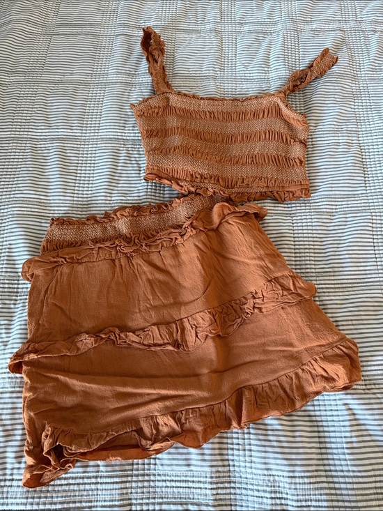 En Créme Dresses & Skirts - Women’s Rust Two-Piece Ruffle Skirt Set - Brand Unspecified